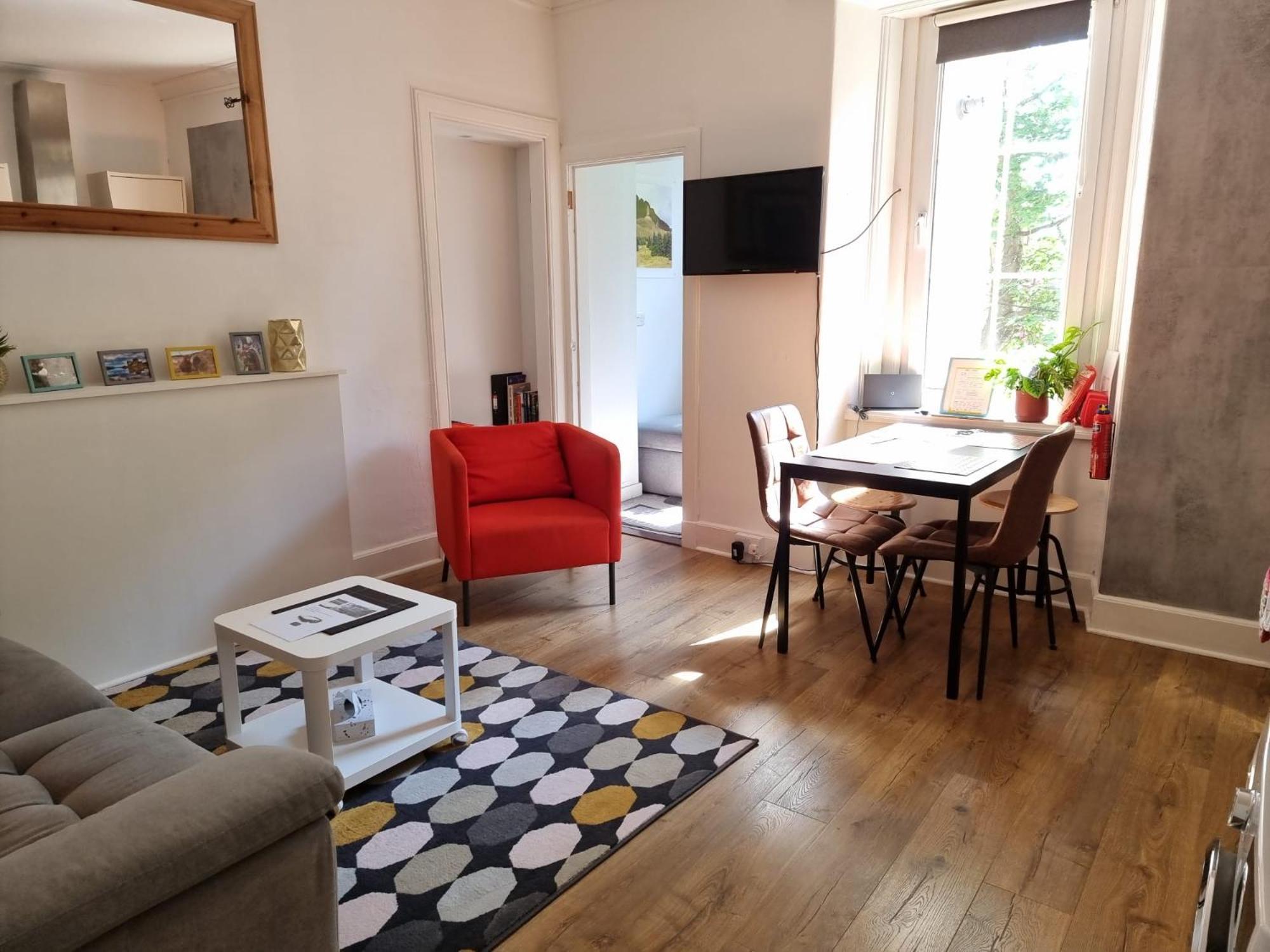 Charming Victorian Apartment, Close To Centre Inverness